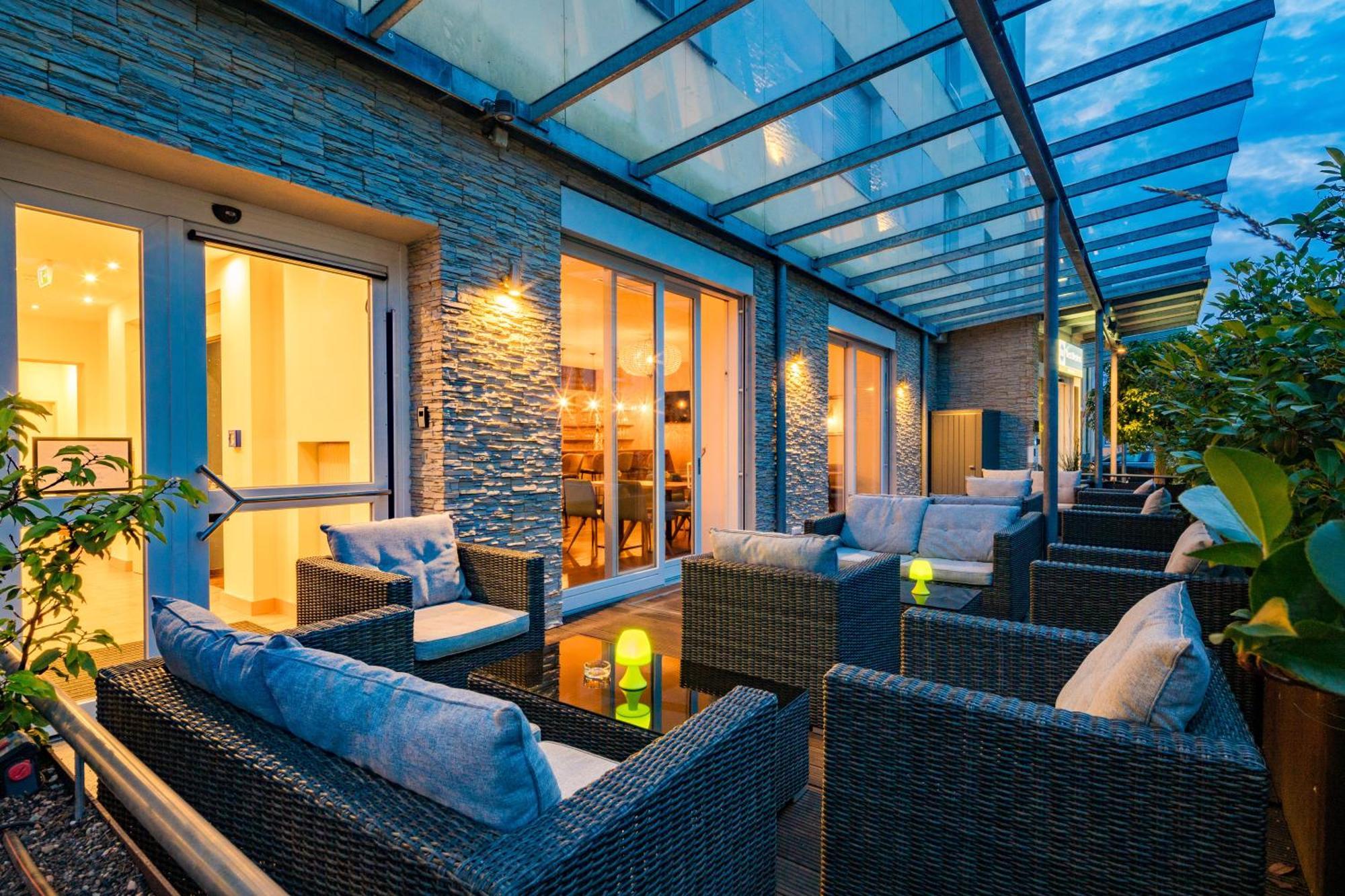 Best Western Hotel Lamm Зинген Екстериор снимка